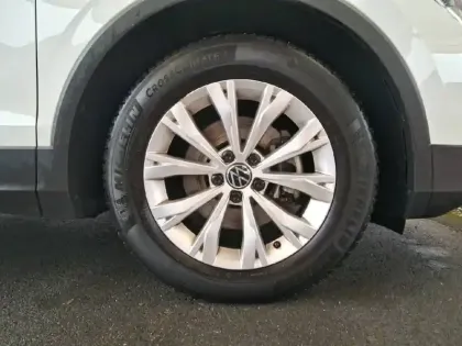 Photo 12 Volkswagen Tiguan  1.5 TSI 150ch DSG7