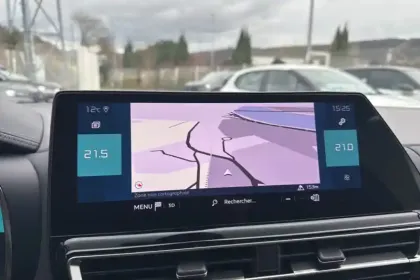 Photo 21 Citroën C5 aircross  Hybride Rechargeable 225 e-EAT8