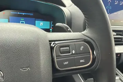 Photo 15 Citroën C5 aircross  Hybride Rechargeable 225 e-EAT8