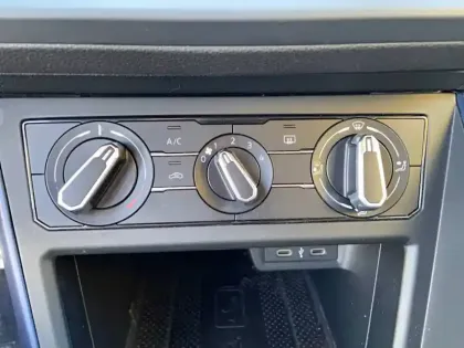 Photo 24 Volkswagen Polo  1.0 80 S&S BVM5