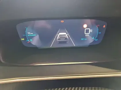 Photo 60 Peugeot 2008  BlueHDi 130 S&S EAT8