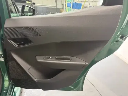 Photo 27 Renault Clio  E-Tech full hybrid 160 ch