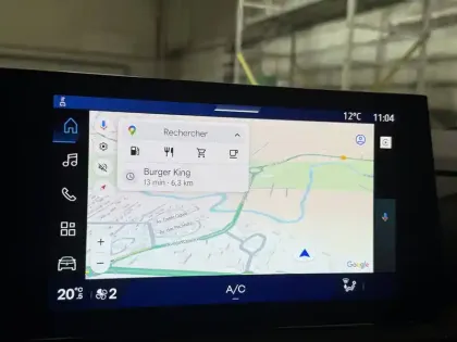 Photo 15 Renault Clio  E-Tech full hybrid 160 ch