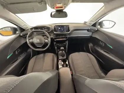 Photo 36 Peugeot 208  PureTech 100 S&S BVM6