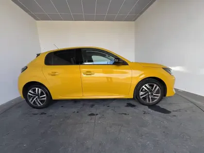Photo 99 Peugeot 208  PureTech 100 S&S BVM6