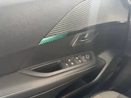 Photo 84 Peugeot 208 Gén. II Ph1 NG Allure Pack 5