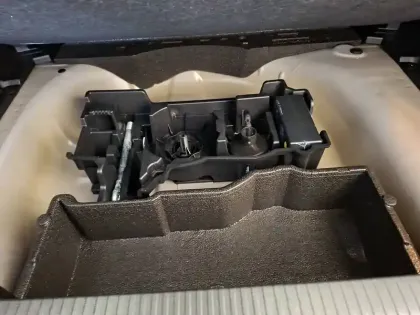 Photo 8 Peugeot 2008  Hybrid 136 e-DCS6