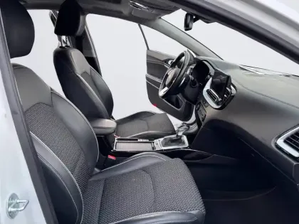 Photo 14 Kia Xceed  1.6l T-GDi 204 ch DCT7 ISG