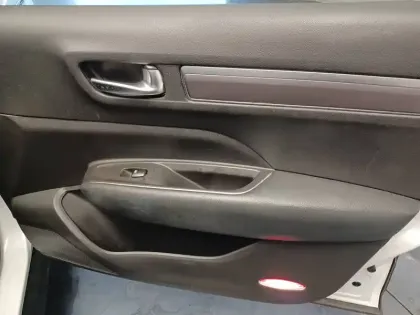 Photo 15 Renault Koleos  dCi 130 4x2 Energy