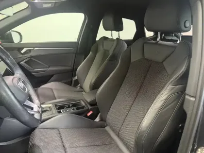 Photo 33 Audi Q3  Sportback 45 TFSIe  245 ch S tronic 6