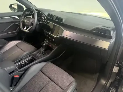 Photo 6 Audi Q3  Sportback 45 TFSIe  245 ch S tronic 6