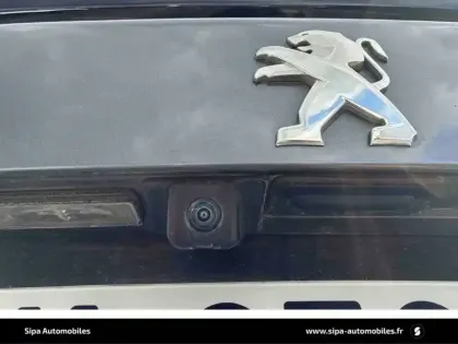 Photo 29 Peugeot 2008  BlueHDi 110 S&S BVM6