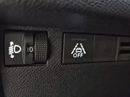 Photo 28 Citroën C4  PureTech 130 S&S EAT8