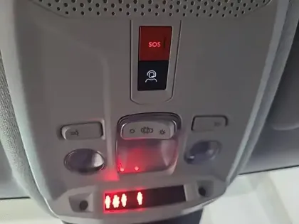 Photo 25 Citroën C4  PureTech 130 S&S EAT8