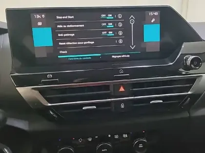 Photo 20 Citroën C4  PureTech 130 S&S EAT8