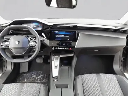 Photo 28 Peugeot 308  SW Hybrid 145 e-DCS6