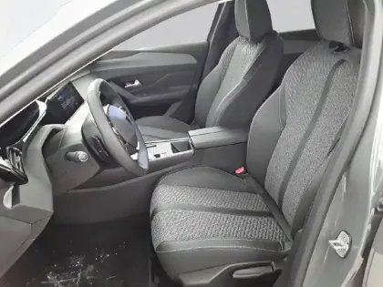 Photo 10 Peugeot 308  SW Hybrid 145 e-DCS6