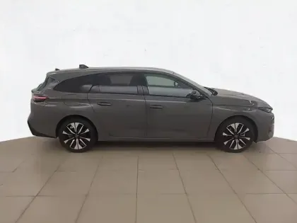 Photo 45 Peugeot 308  SW Hybrid 145 e-DCS6