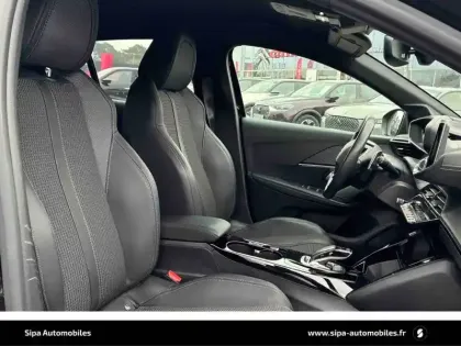 Photo 27 Peugeot 208  PureTech 100 S&S EAT8