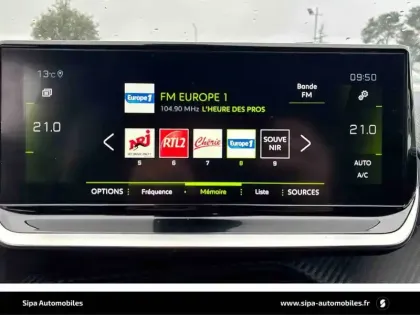 Photo 21 Peugeot 208  PureTech 100 S&S EAT8