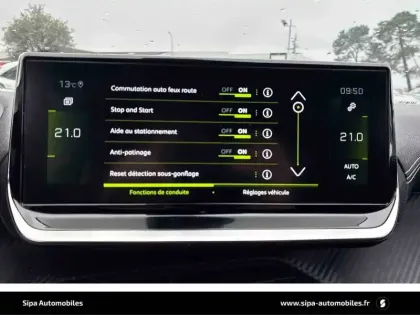 Photo 23 Peugeot 208  PureTech 100 S&S EAT8