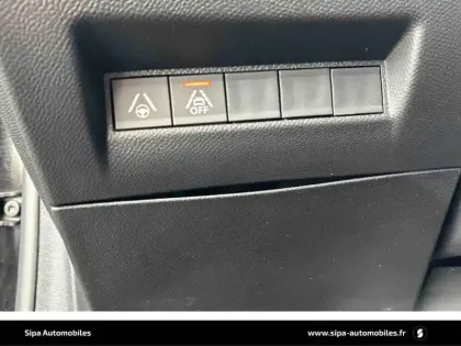 Photo 18 Peugeot 208  PureTech 100 S&S EAT8