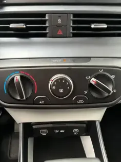 Photo 6 Hyundai I20  1.0 T-GDi 90 DCT-7