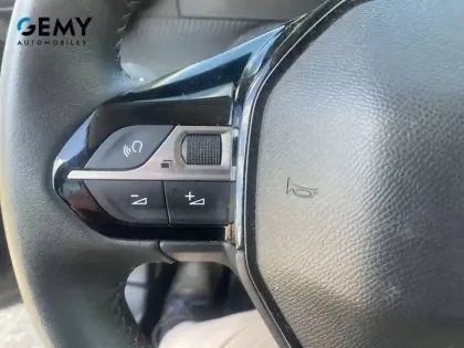 Photo 12 Peugeot 208  Electrique 50 kWh 136ch