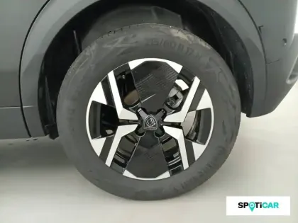 Photo 5 Peugeot 2008  Hybrid 136 e-DCS6