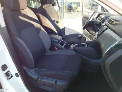 Photo 13 Nissan Qashqai  1.3 DIG-T 160