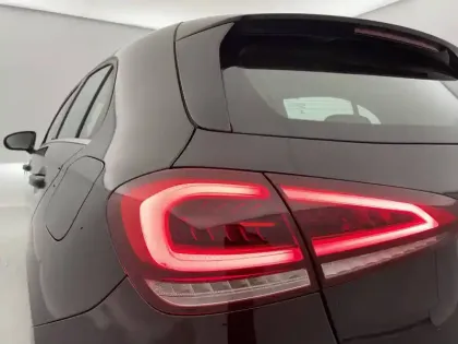 Photo 27 Mercedes Classe A  250 e 8G-DCT