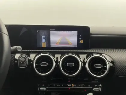 Photo 31 Mercedes Classe A  250 e 8G-DCT