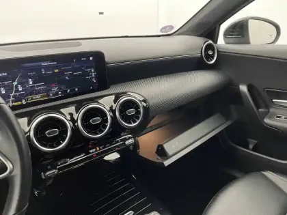 Photo 32 Mercedes Classe A  250 e 8G-DCT