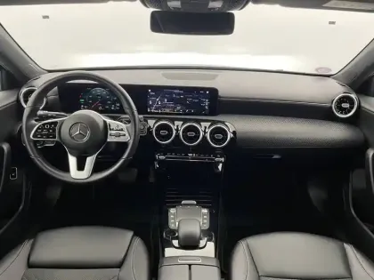 Photo 24 Mercedes Classe A  250 e 8G-DCT