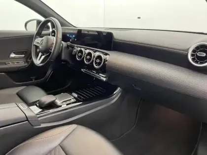 Photo 30 Mercedes Classe A  250 e 8G-DCT