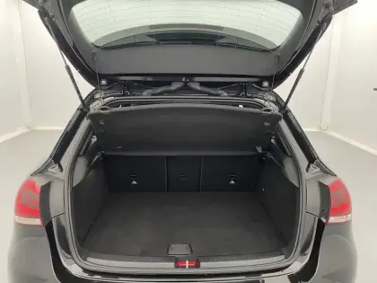 Photo 13 Mercedes Classe A  250 e 8G-DCT