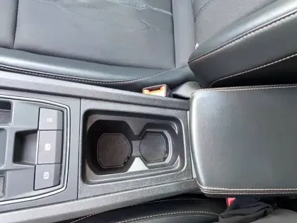 Photo 30 Cupra Formentor  1.4 e-HYBRID 204 ch DSG6