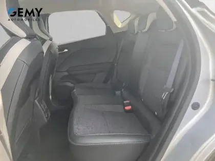 Photo 9 Renault Captur  mild hybrid 140