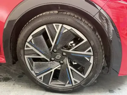 Photo 10 Renault Clio  E-Tech full hybrid 160 ch