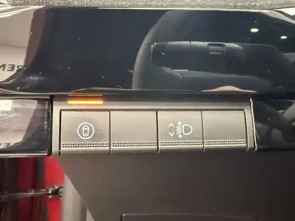 Photo 21 Renault Clio  E-Tech full hybrid 160 ch