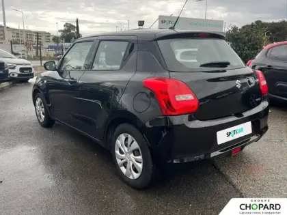 Photo 6 Suzuki Swift  1.2 Dualjet Hybrid Auto (CVT)