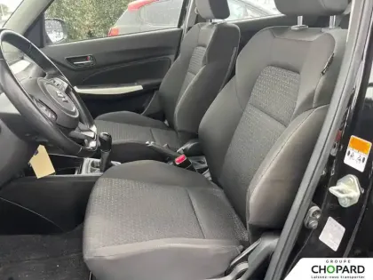 Photo 9 Suzuki Swift  1.2 Dualjet Hybrid Auto (CVT)