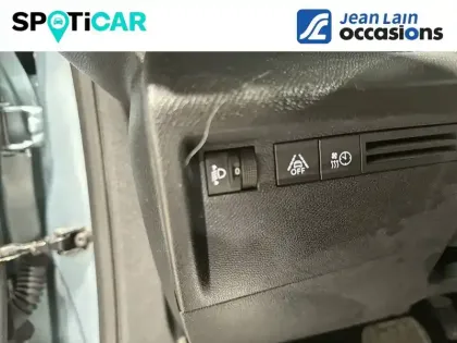 Photo 21 Citroën C4 e- 136 ch Automatique