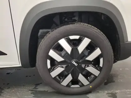 Photo 52 Dacia Spring  GSR2 65