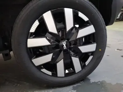 Photo 86 Dacia Spring  GSR2 65