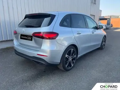 Photo 30 Mercedes Classe B  180 d 8G-DCT