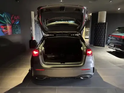 Photo 19 Mercedes Classe A  250 e Hybrid EQ