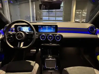 Photo 26 Mercedes Classe A  250 e Hybrid EQ