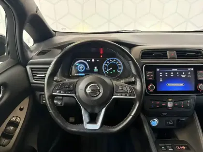 Photo 20 Nissan Leaf  Electrique 40kWh