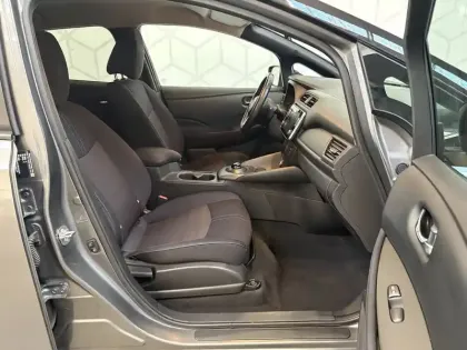 Photo 8 Nissan Leaf  Electrique 40kWh